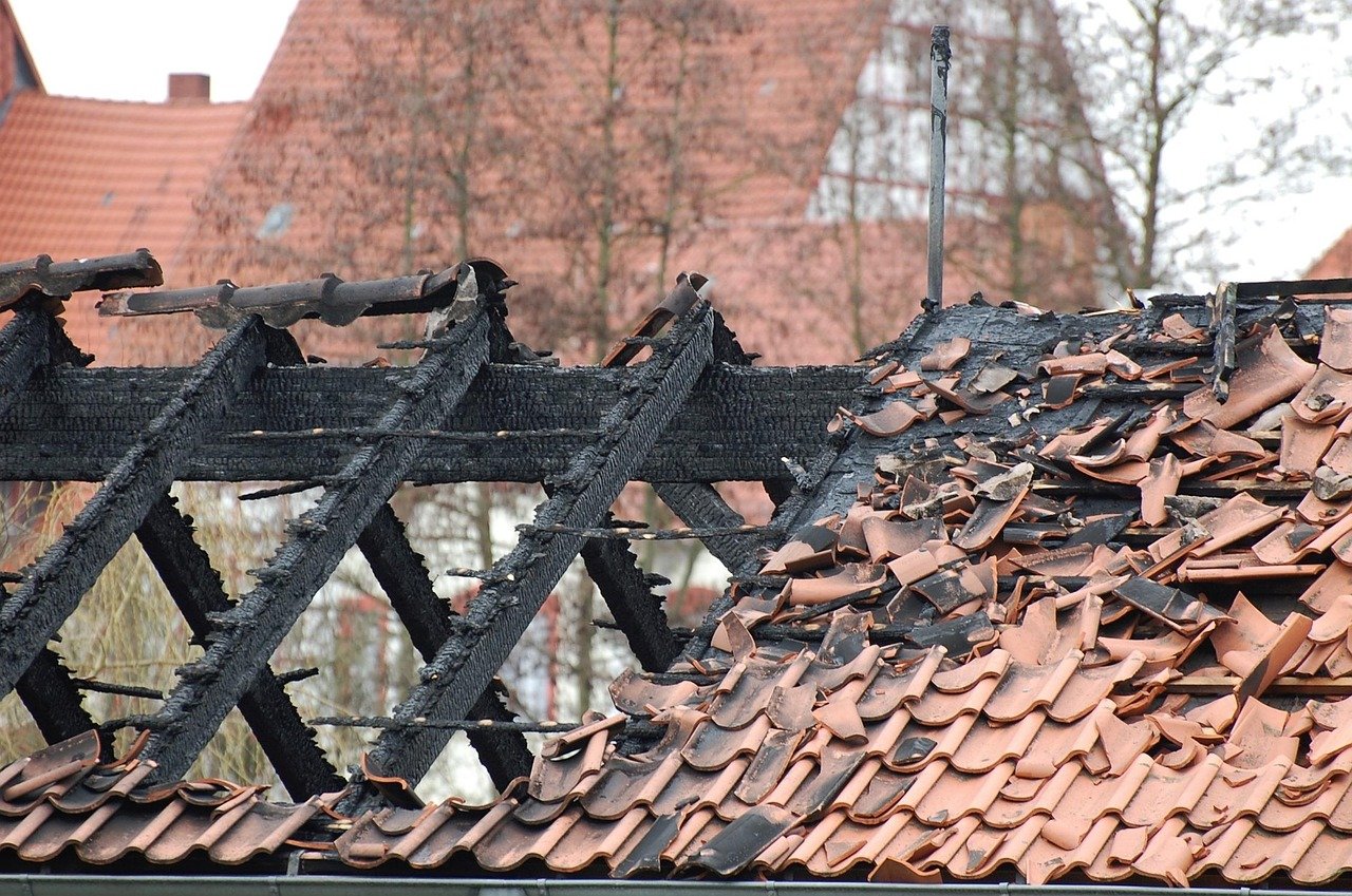 Blesk může způsobit značné škody